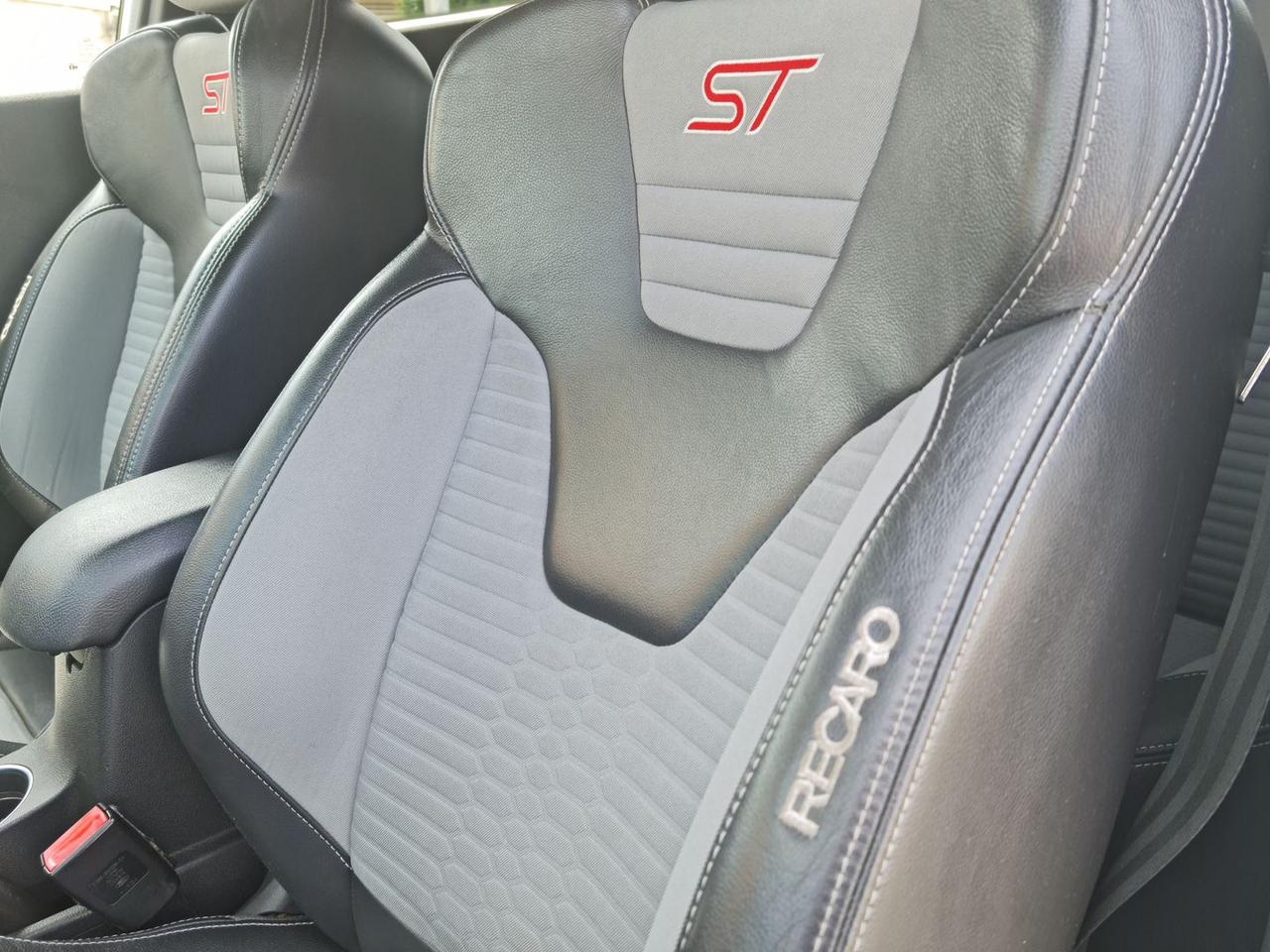 Ford Fiesta ST 1600 ECOBOOST INDIVIDUAL #6330