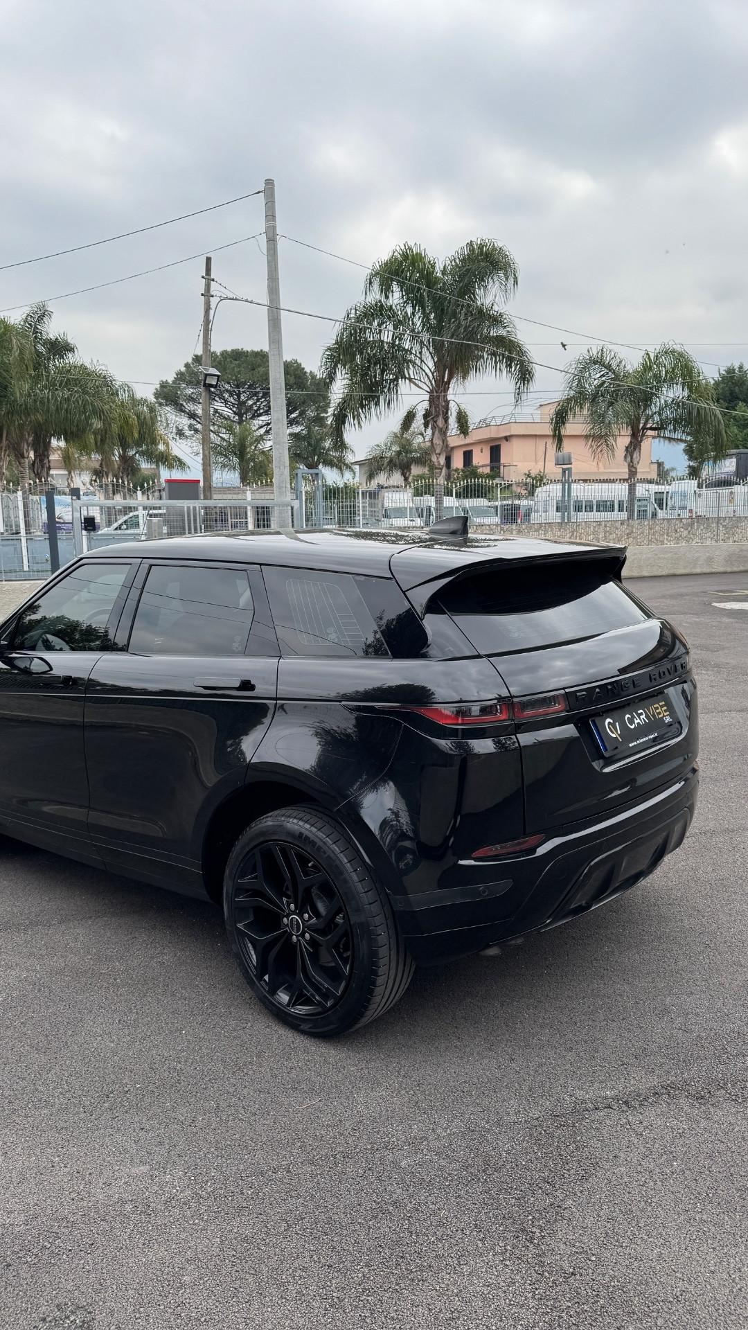 Land Rover Range Evoque 2.0D I4-L.Flw 150 CV total black