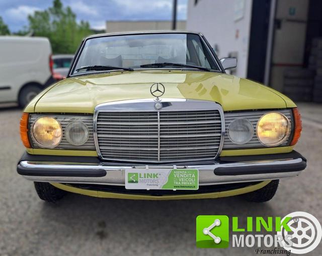 MERCEDES-BENZ 200 W123