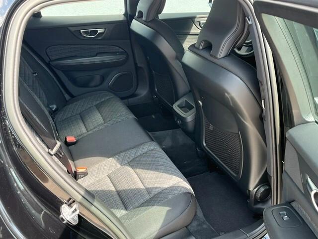 Volvo V60 B4 (d) automatico Core