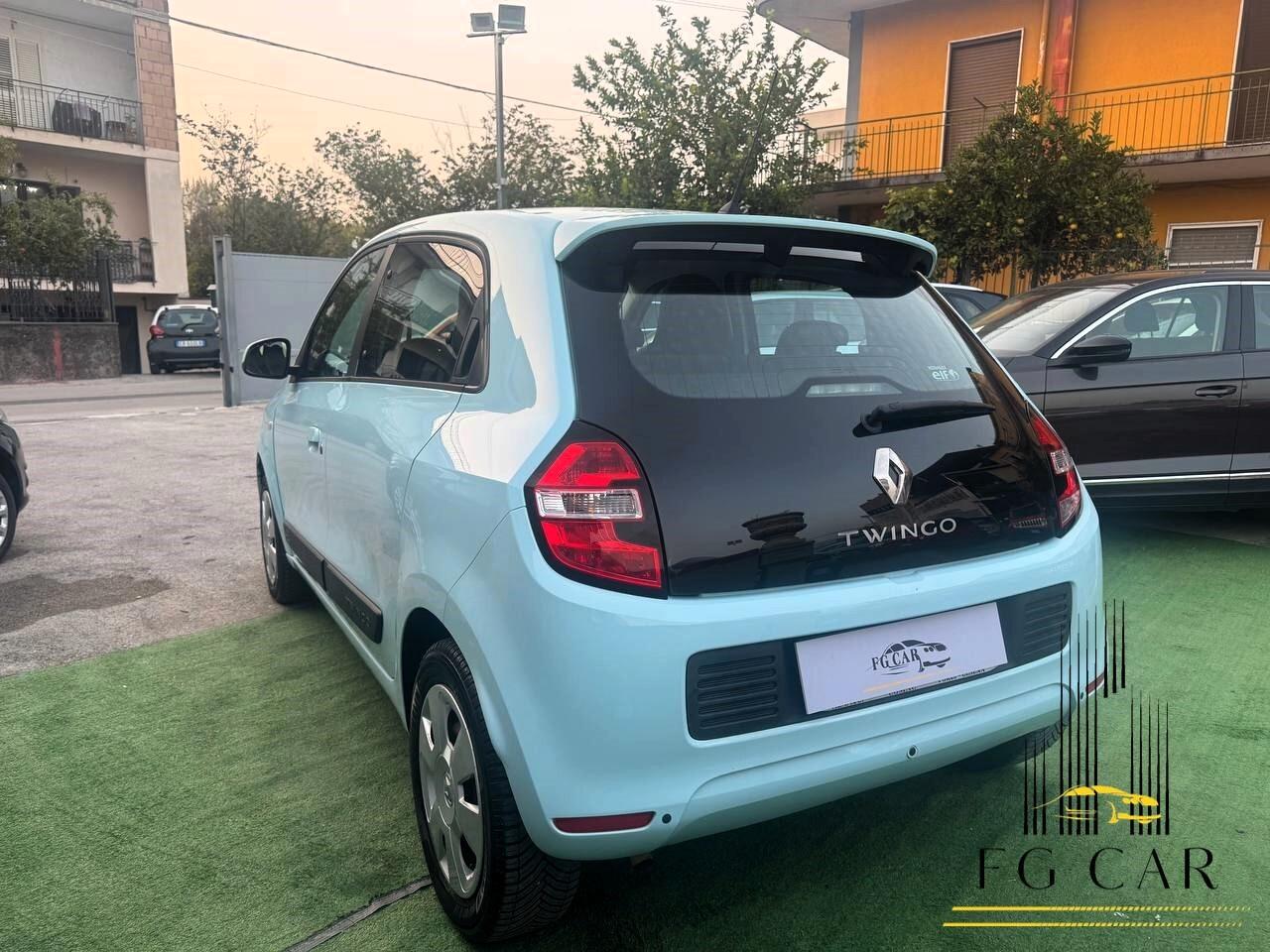 Renault Twingo 1.0 SCe Live 02/2015