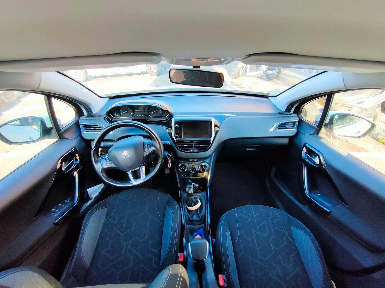 Peugeot 2008 PureTech 82 S&S Active Neopatentati