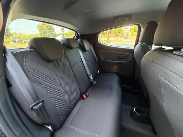 LANCIA Ypsilon GOLD+NAVI CARPLAY+SENSORI+LED