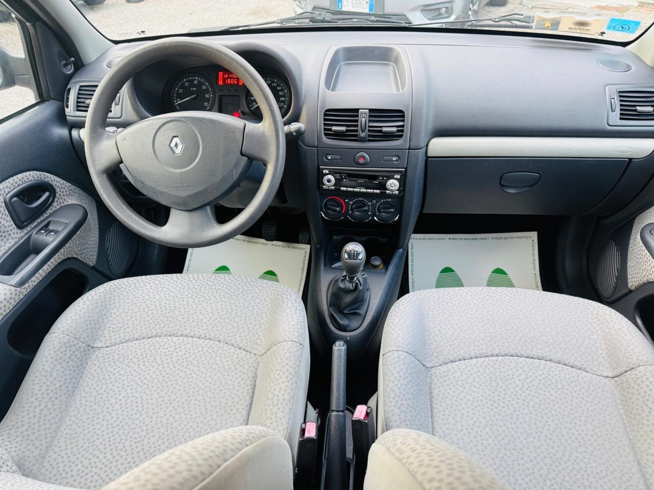 Renault Clio 1.2 16V 5 porte 121.000 km!!