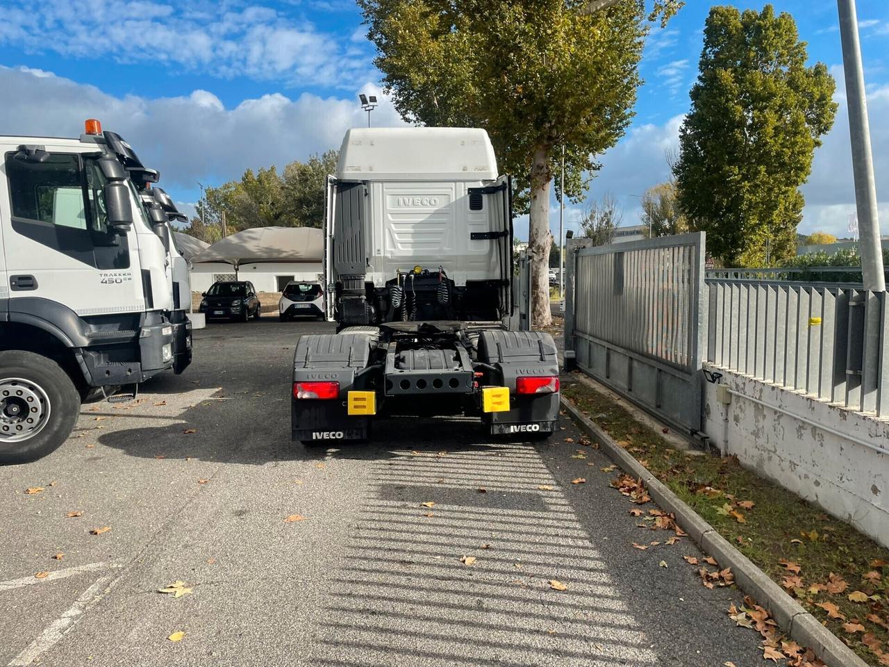 Iveco S-Way 490 (2 unità)