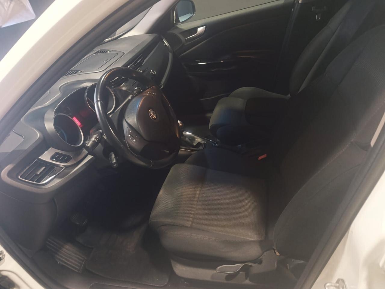 Alfa Romeo Giulietta del 2011 1400 benzina 120 cv