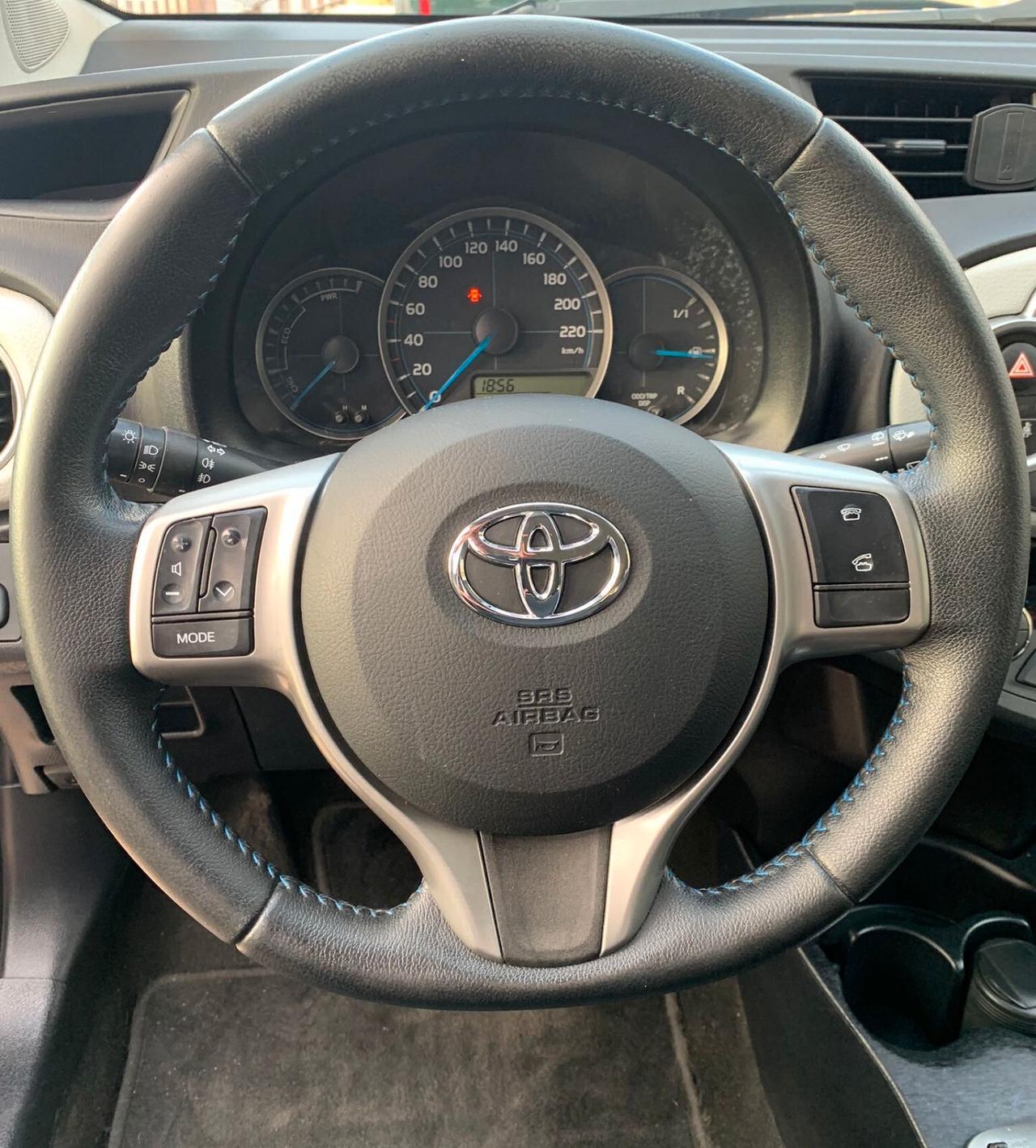 Toyota Yaris 1.5 Hybrid 5 porte Lounge