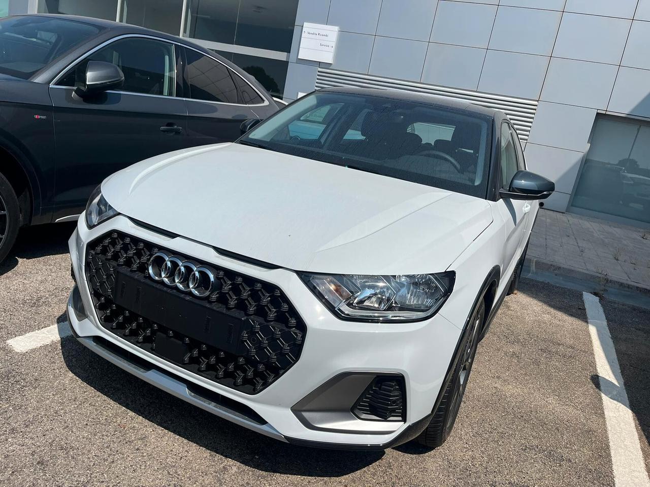 Audi A1 allstreet 30 TFSI Business