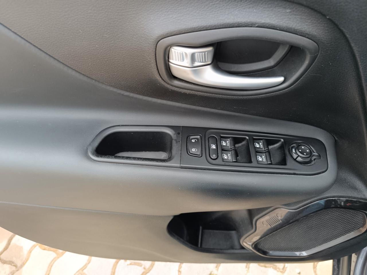 Jeep Renegade 1.3 T4 190CV PHEV 4xe AT6 Business Plus