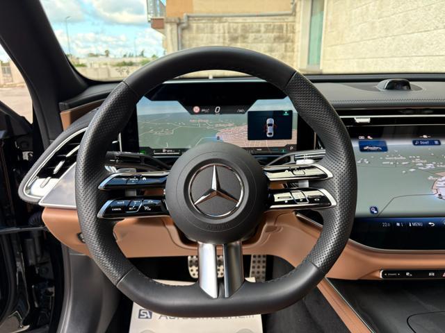 MERCEDES-BENZ E 220 d Mild hybrid 4Matic AMG Line Premium Plus TETTO