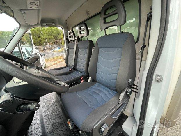 Iveco Daily 35c14 CON CASSA FURGONE BOX