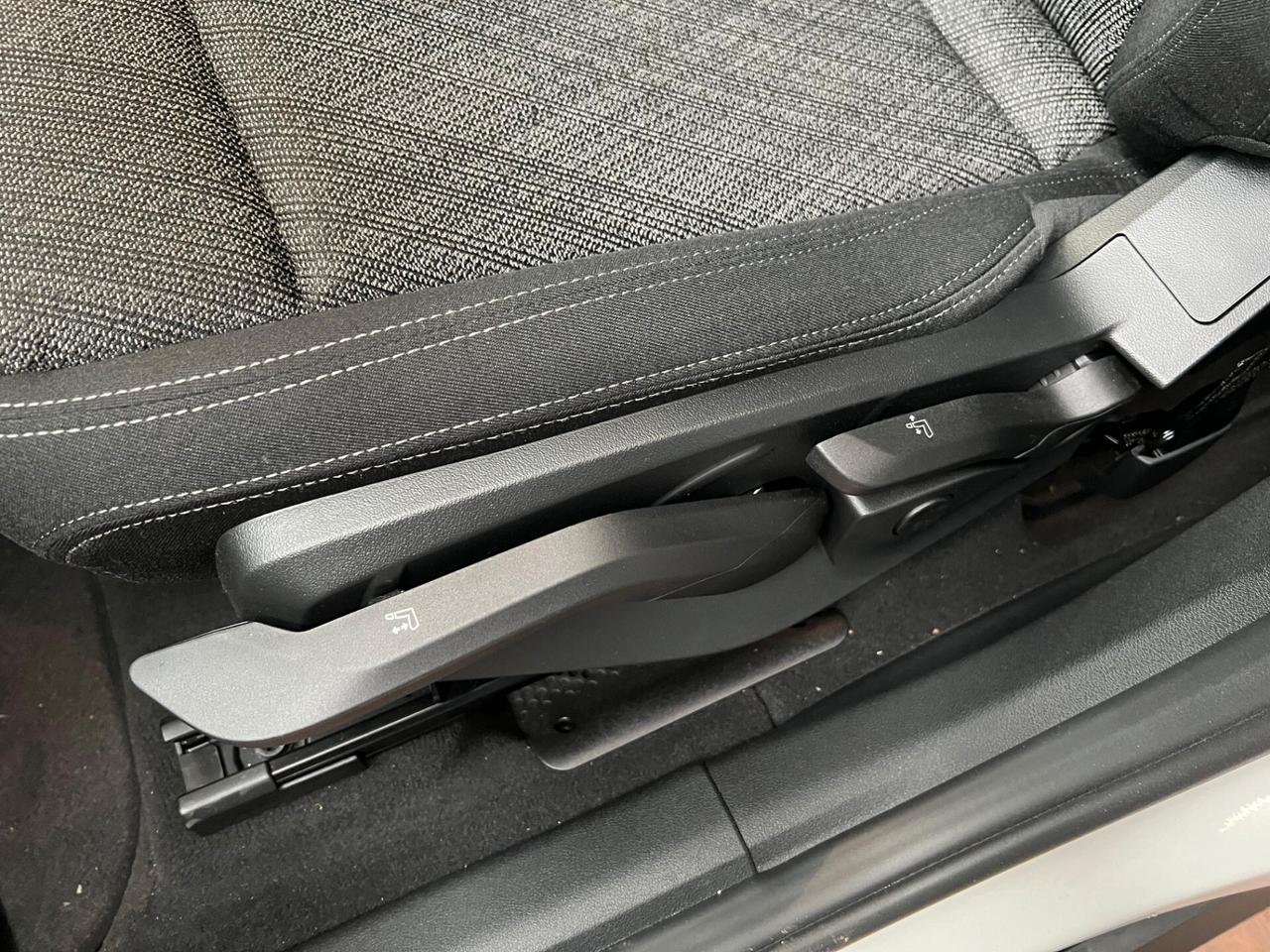 Bmw X1 sDrive 18i - G.TRAINO EL A SCOMPARSA, SED E VOLANTE RISC, ECC.