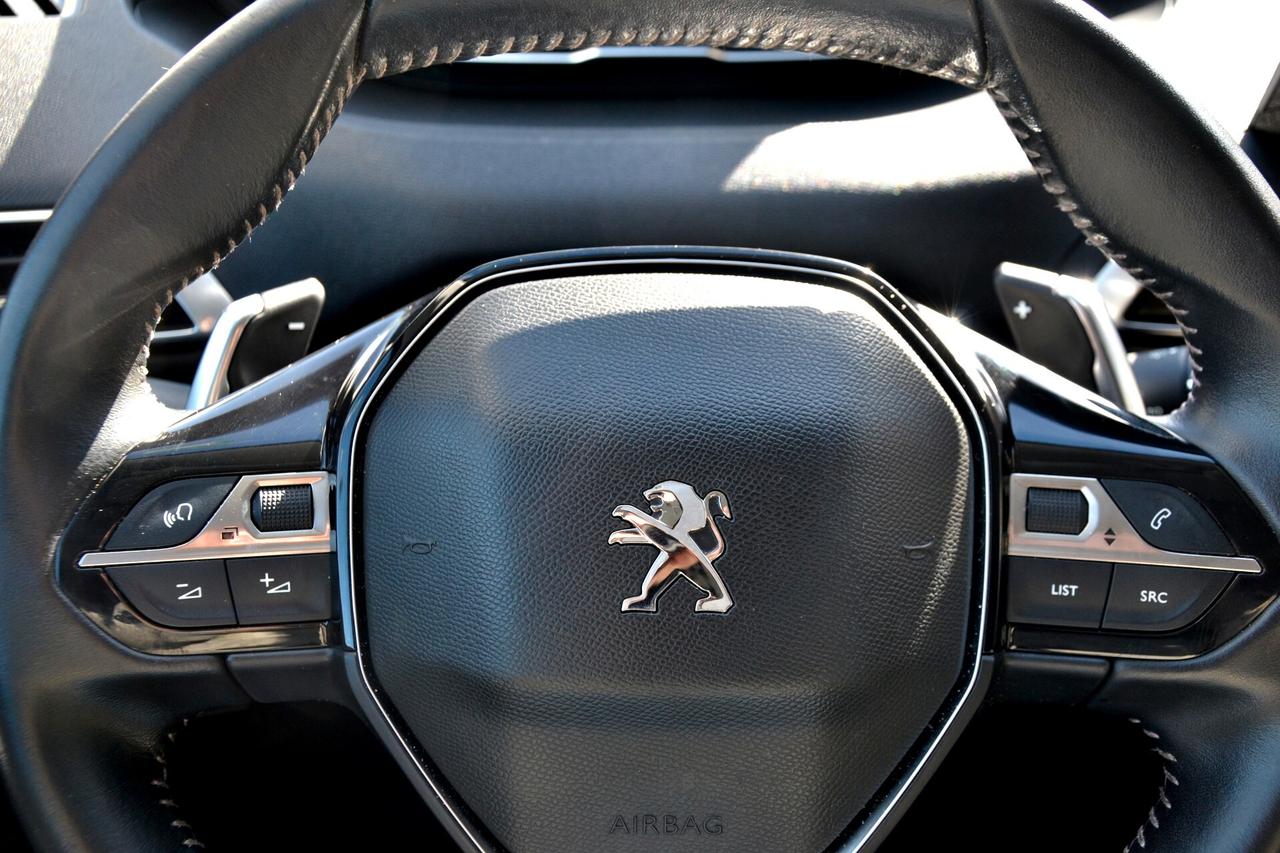 Peugeot 3008 BlueHDi 130 S&S EAT8 Allure