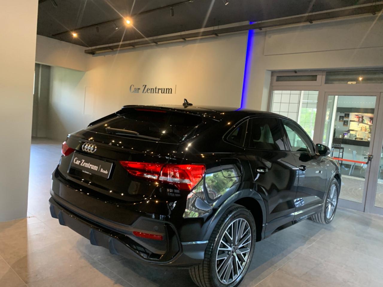 Audi Q3 SPB 35 TDI S line edition In&Out