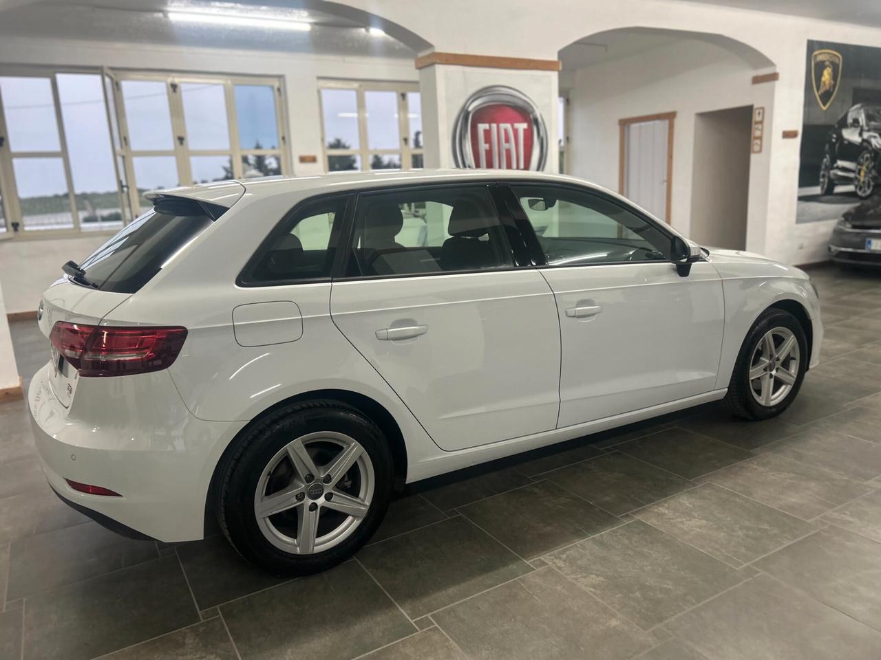 Audi A3 SportBack 2.0 TDI 150cv Sport 11/2017