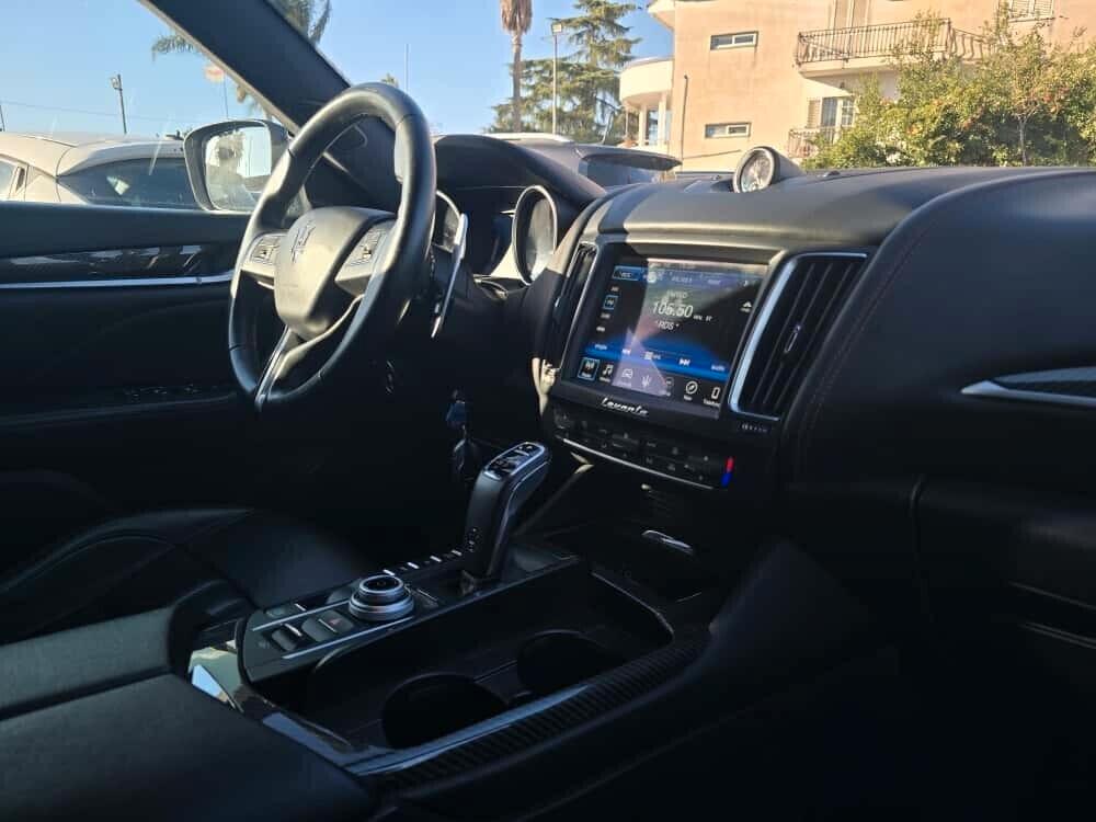 MASERATI LEVANTE 250CV V6 DIESEL AWD GRANSPORT