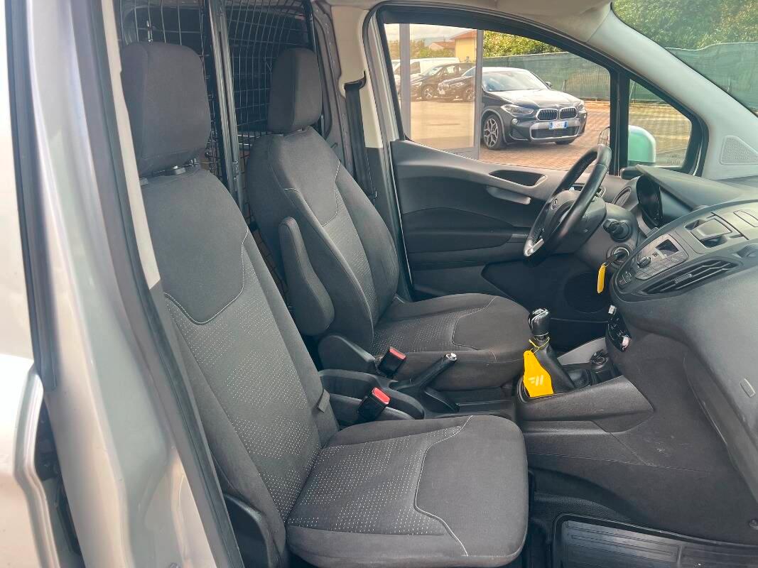 Ford Tourneo Courier 1.5 TDCI 75cv Tit. - Autocarro --
