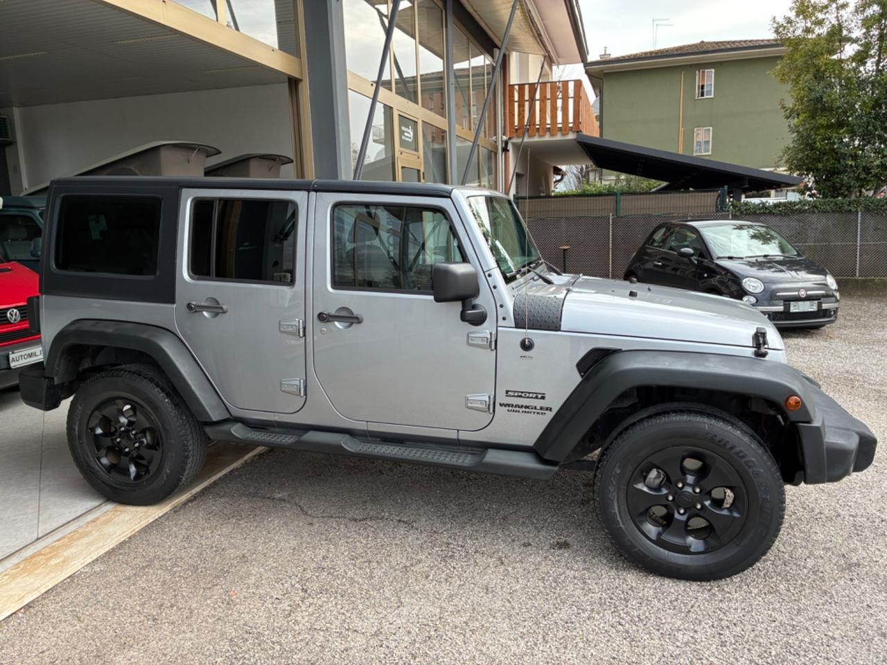Jeep Wrangler Unlimited 2.8 CRD Sport