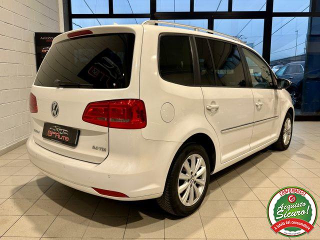 VOLKSWAGEN Touran 2.0 TDI 140CV DSG Highline *NEOPAT*7 POSTI*PELLE*