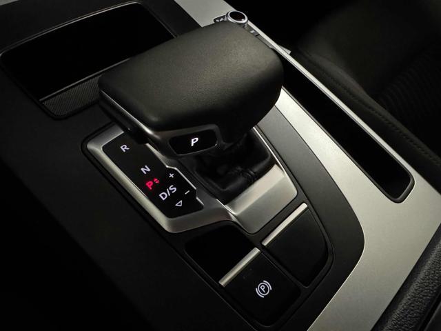 AUDI Q5 35 TDI S tronic Business Advanced