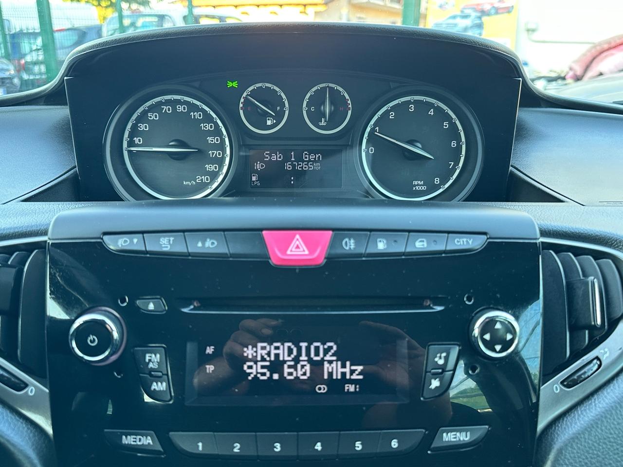 Lancia Ypsilon 1.2 69 CV 5 porte GPL Ecochic Gold