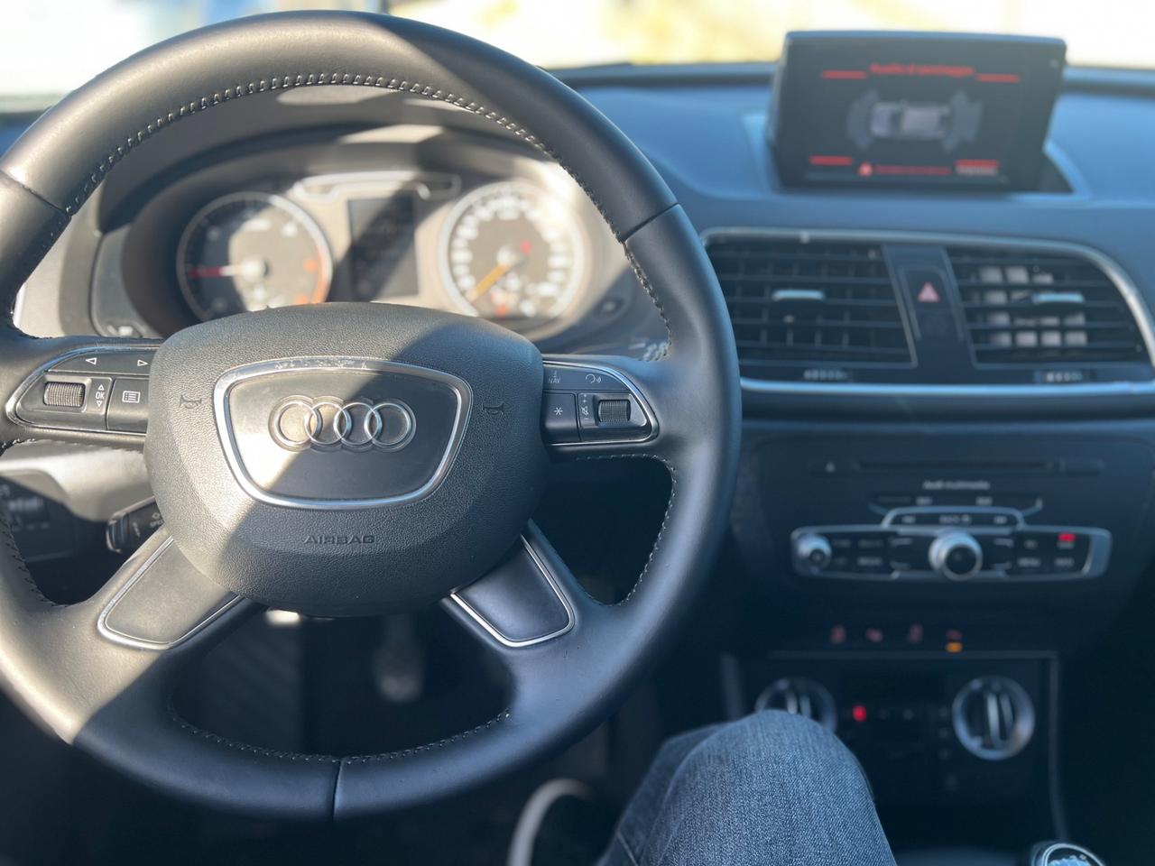 Audi Q3 2.0 TDI S Line Edition