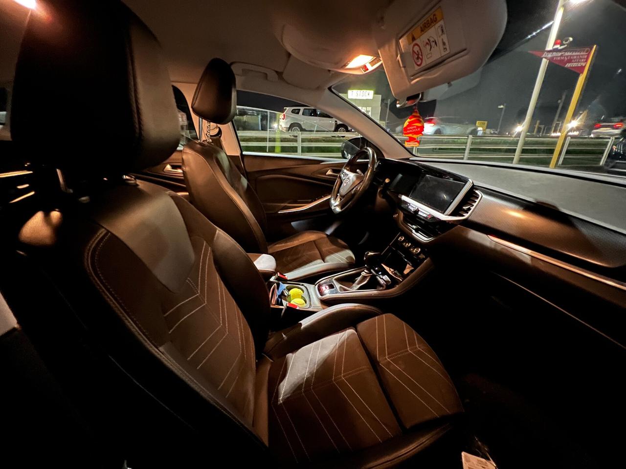 Opel Crossland 1.2 Turbo 12V 130 CV Start&Stop Design & Tech