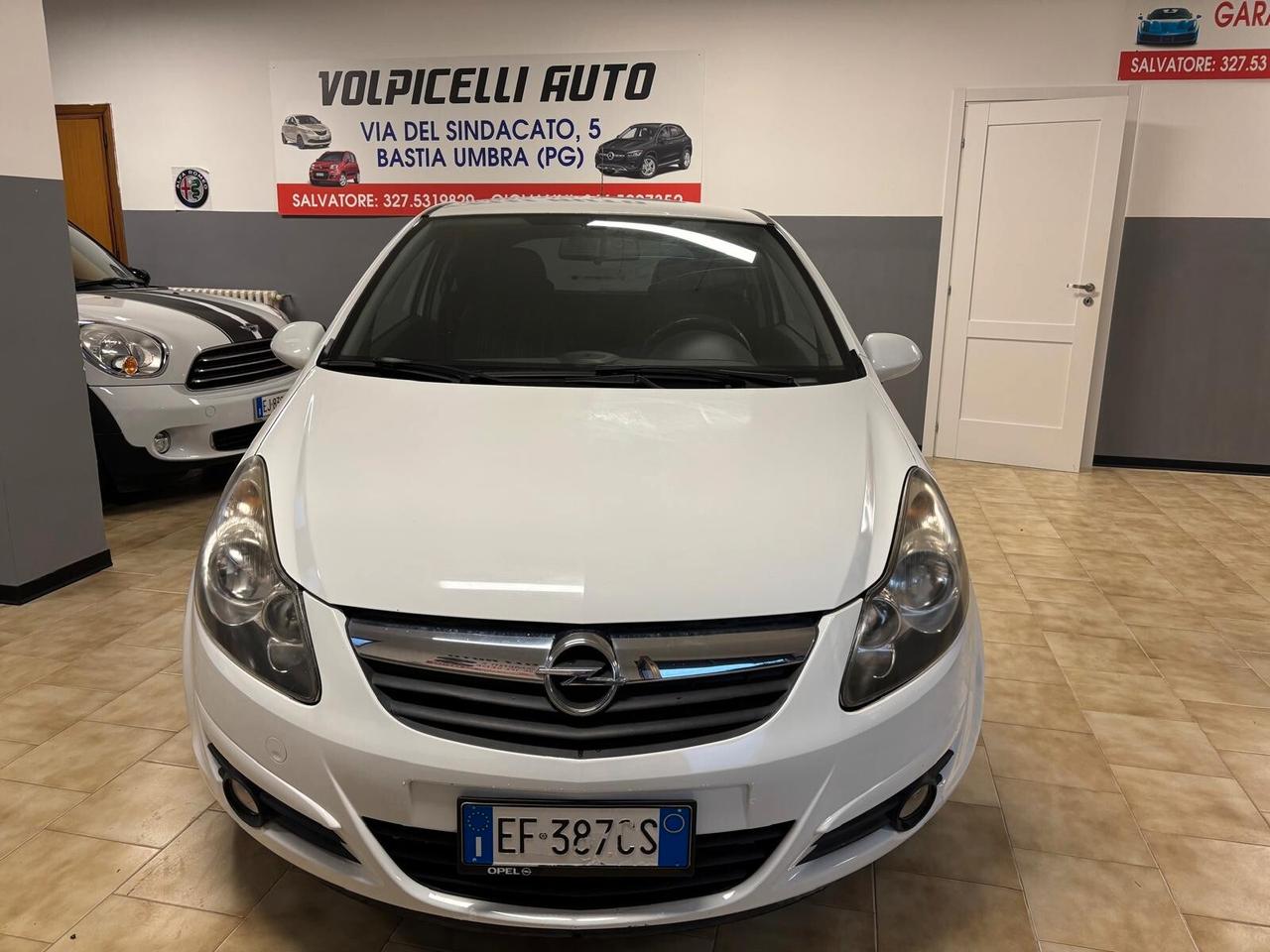 OPEL CORSA ANNO 2010 BENZINA 1.2 KM 146 MILA