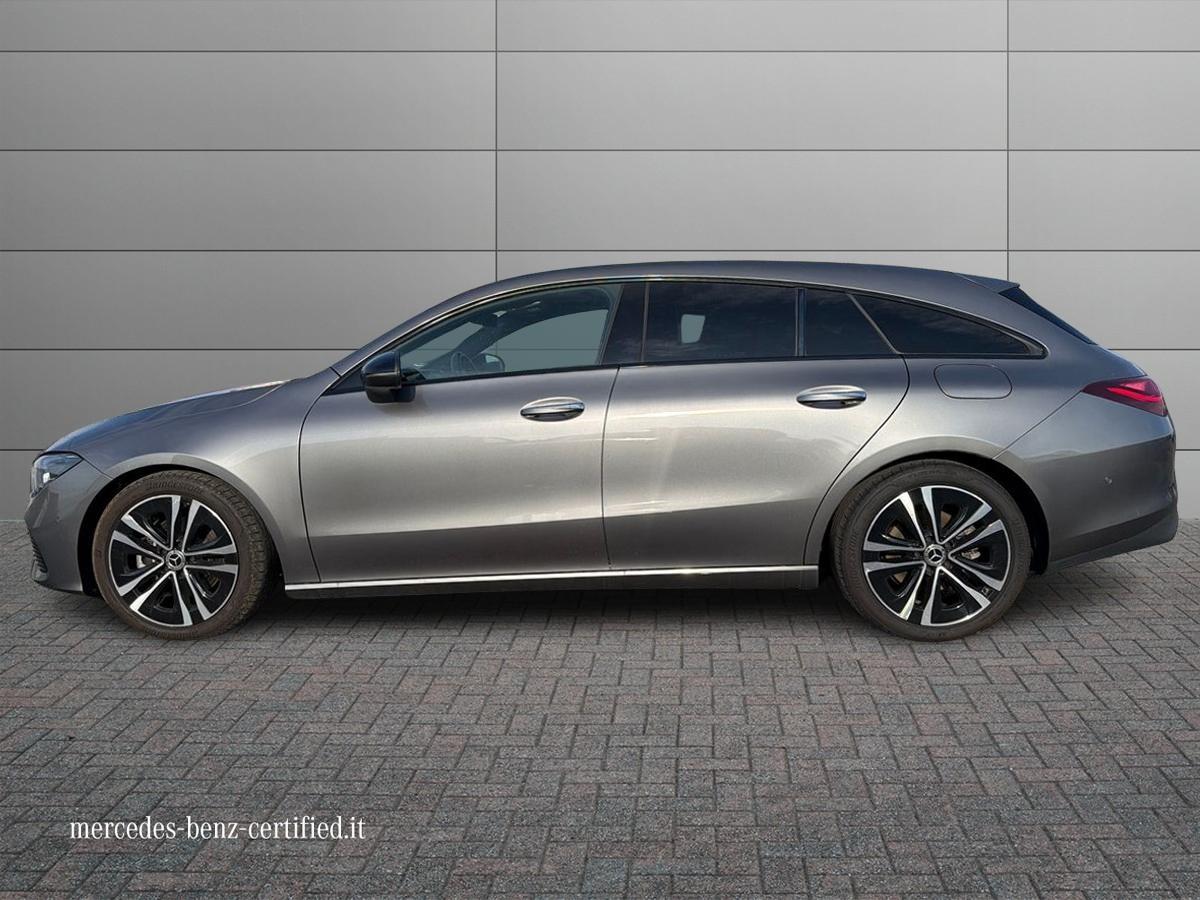 Mercedes-Benz CLA Shooting Brake 180 d Progressive Advanced Plus auto