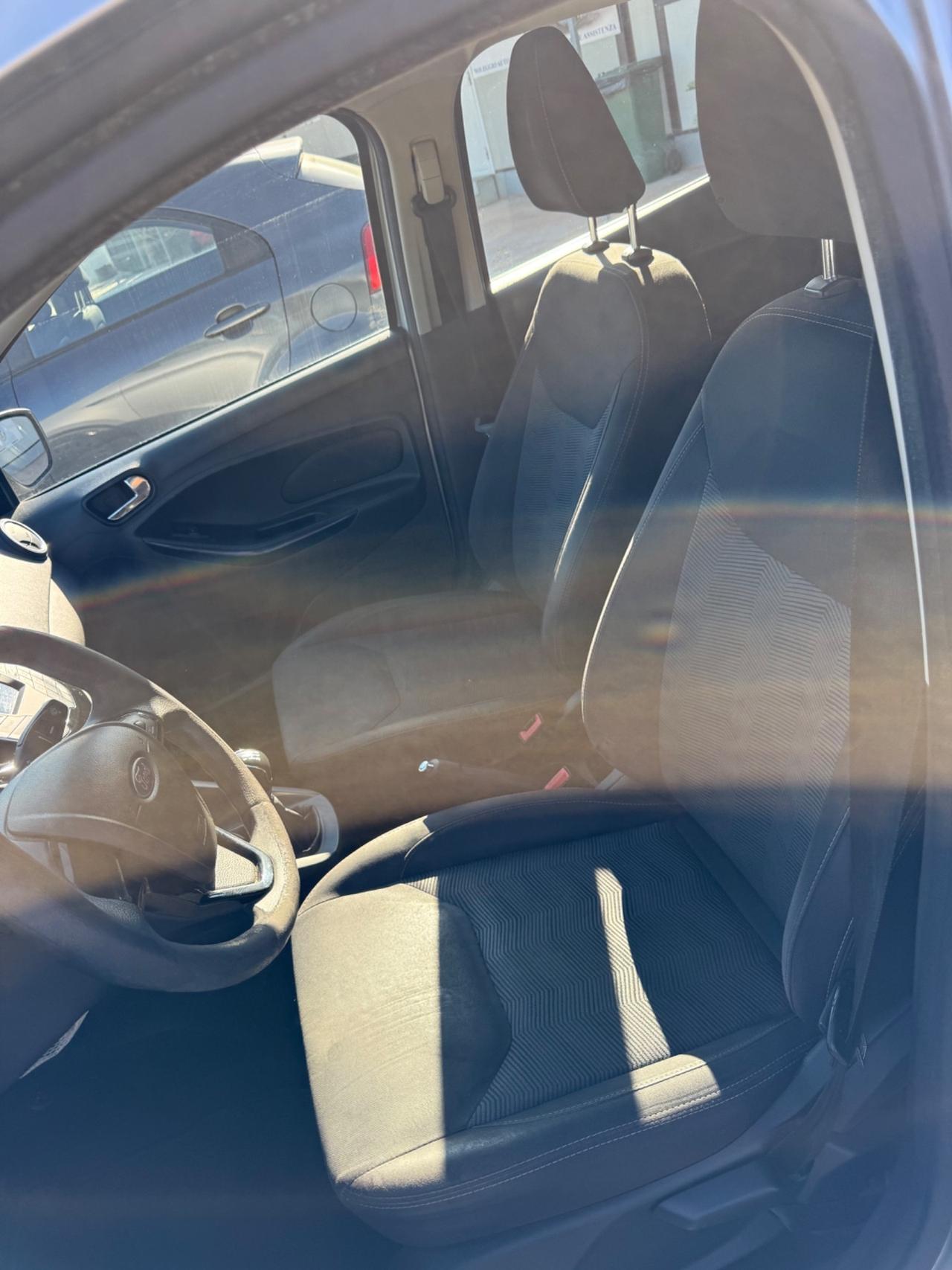 Ford Ka+ 1.2 benzina