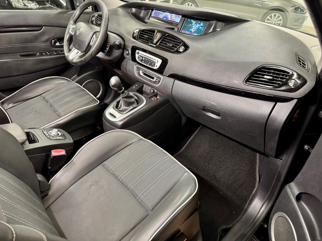 Renault Scenic Scénic XMod 1.5 dCi 110CV