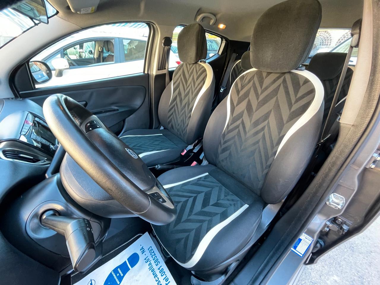 Lancia Ypsilon 1.2 69 CV 5 porte GPL Ecochic Gold