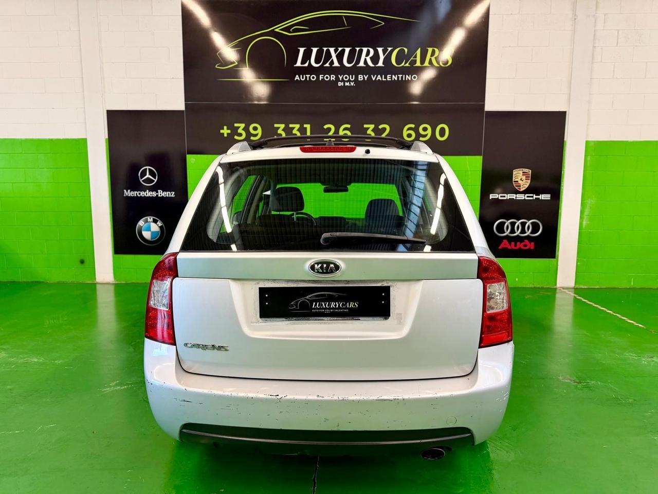 Kia Carens 2.0 CVVT EX Class