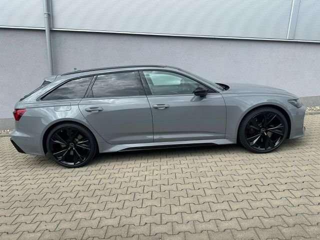 Audi RS6 RS6 AVANT 4.0 TFSI QUATTRO S TRONIC S LINE