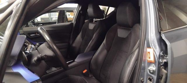 TOYOTA C-HR 2.0 Hybrid E-CVT Style