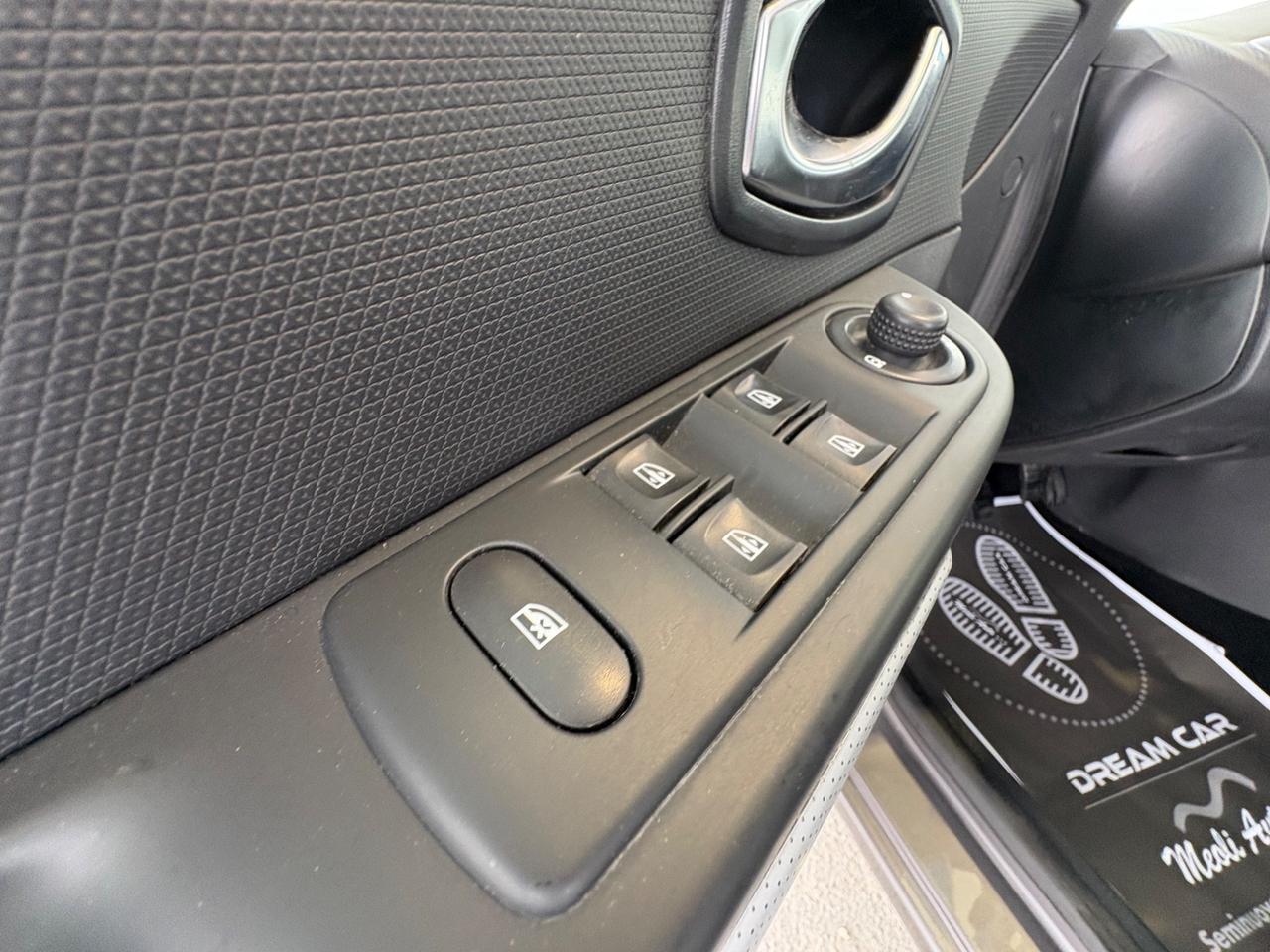 Renault Clio dCi 8V 75 CV Start&Stop 5 porte Energy Duel