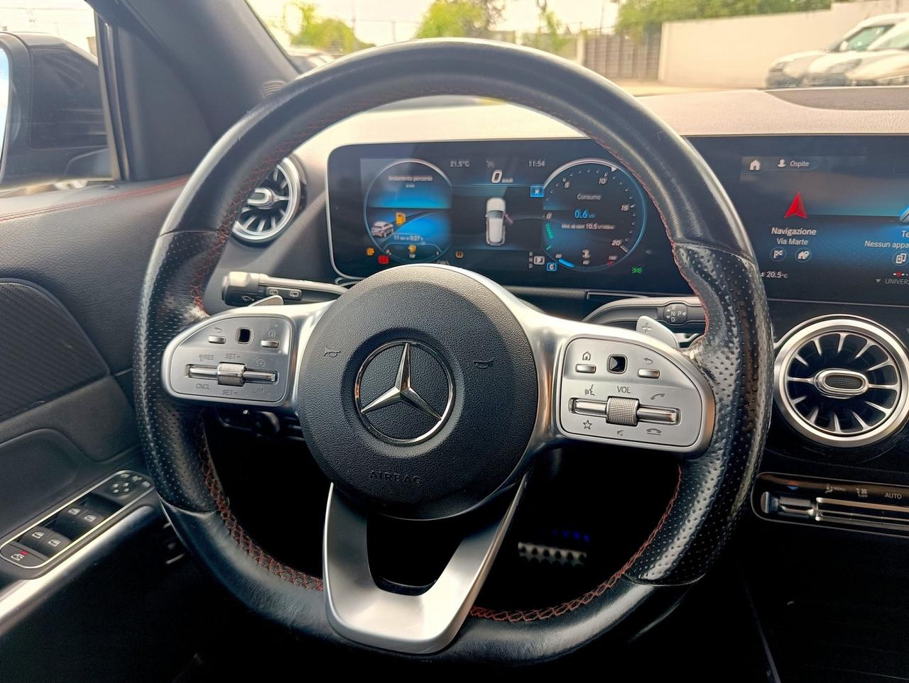 Mercedes-benz GLA 200 d Automatic 4Matic Premium AMG Line - 2020