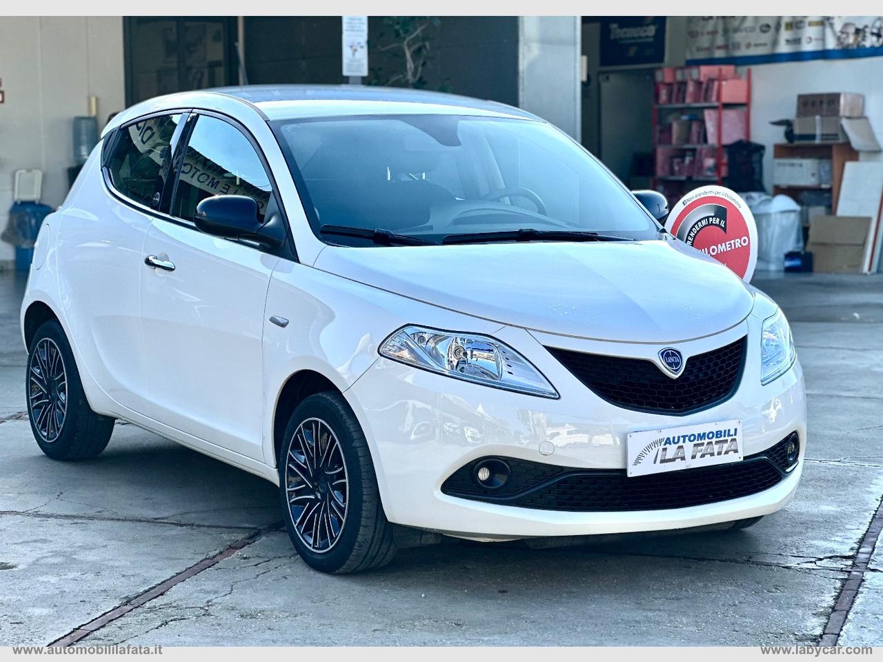 LANCIA Ypsilon 1.0 FireFly 5p.S&S Hyb. Eco Gold HYBRID IDEALE PER NEOPATENTATI