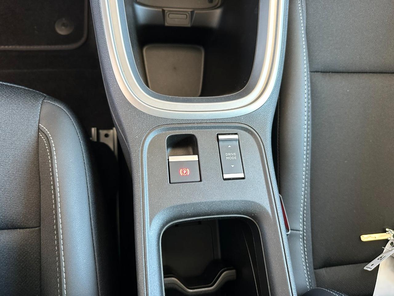Jeep Avenger 1.2 turbo e-hybrid mhev Summit fwd 110cv edct6