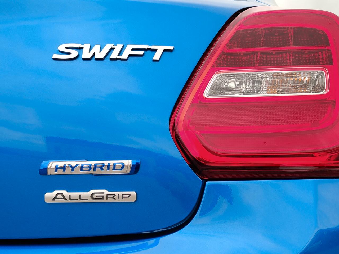 Suzuki Swift 1.2 Hybrid 4WD AllGrip Top