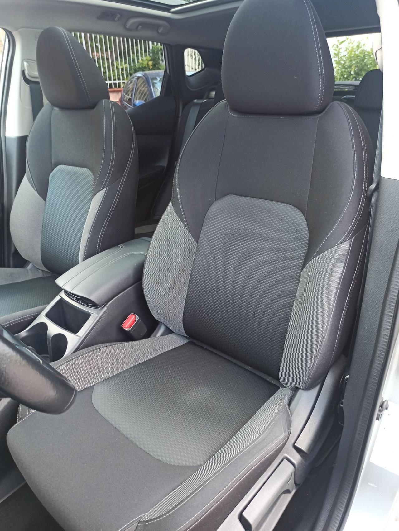 Nissan Qashqai 1.5 dCi 115 CV N-Connecta Tetto Panoramico
