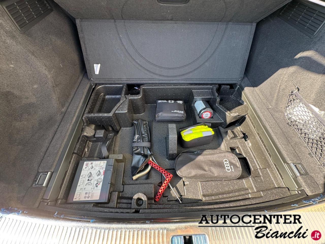 Audi Q5 40 2.0 tdi mhev 12V quattro s-tronic