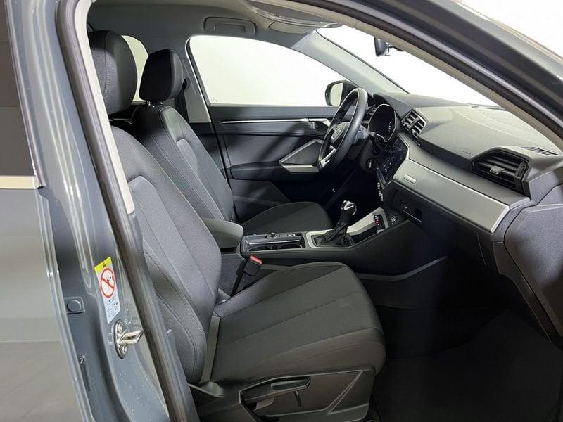 Audi Q3 SPB 45 TFSI e S tronic Business Plus
