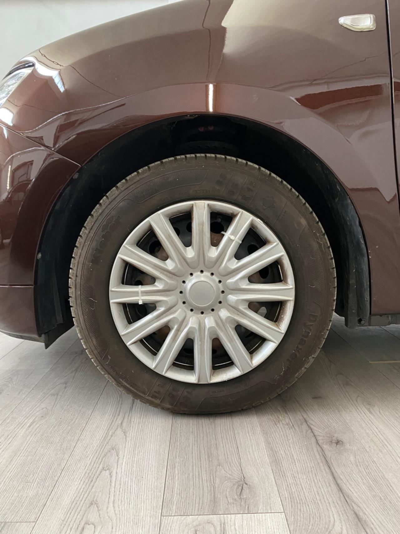 Dacia Sandero 1.0 SCe 12V 75CV Lauréate