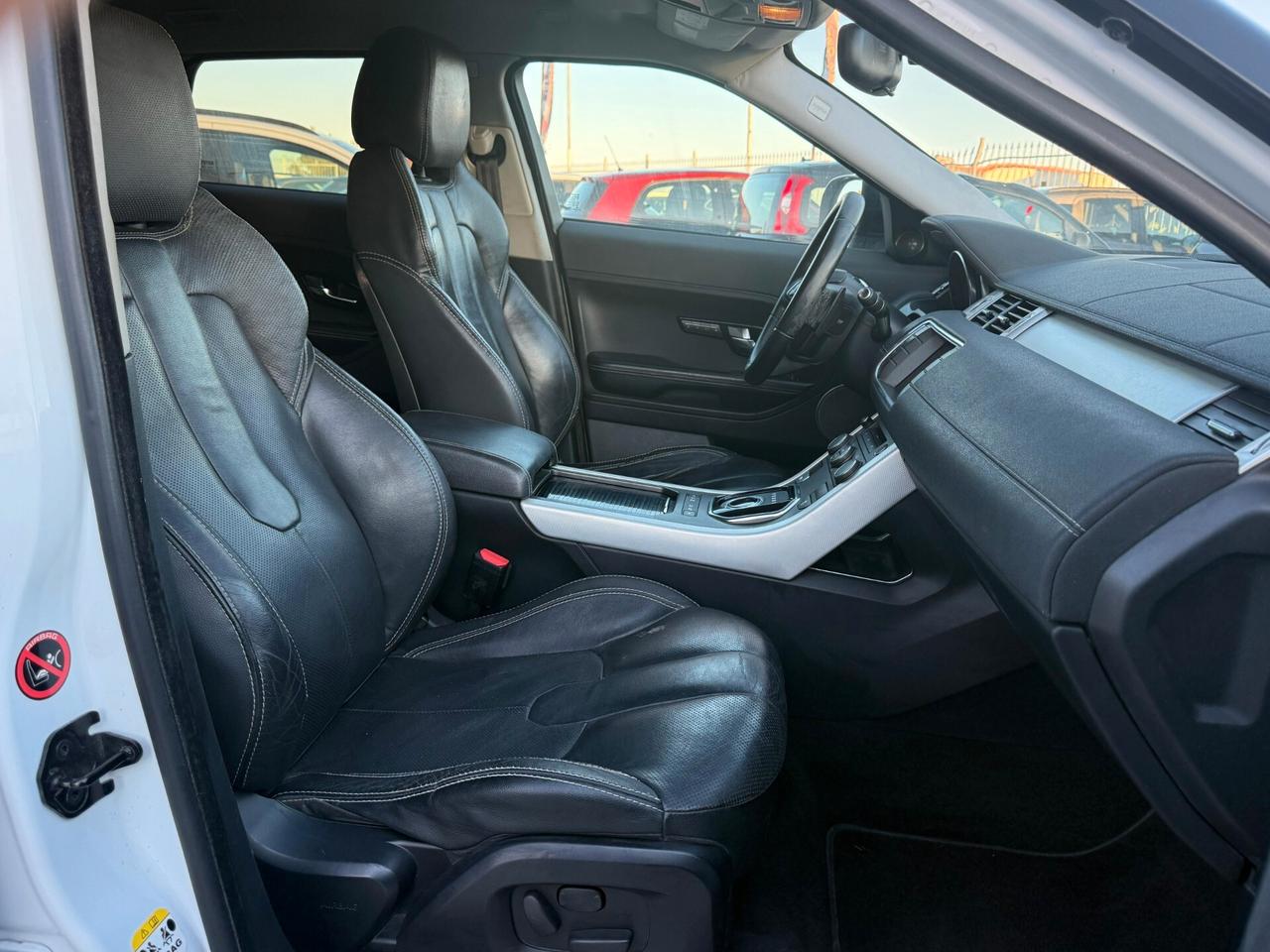 Land Rover Range Evoque 2.2 TD4 5p. Dynamic