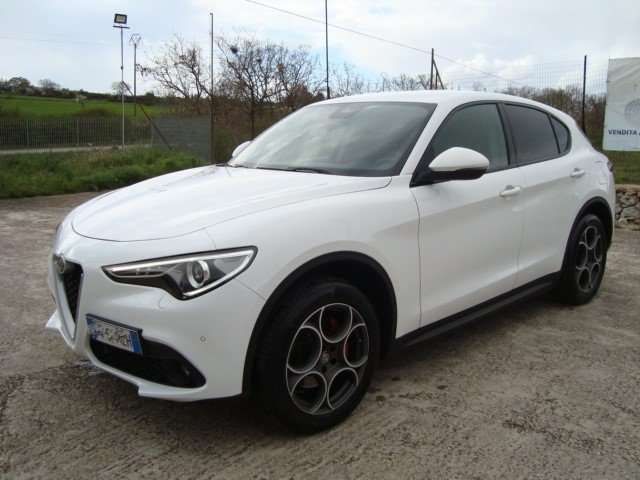 Alfa Romeo Stelvio 2.2 Turbodiesel Q4 210CV