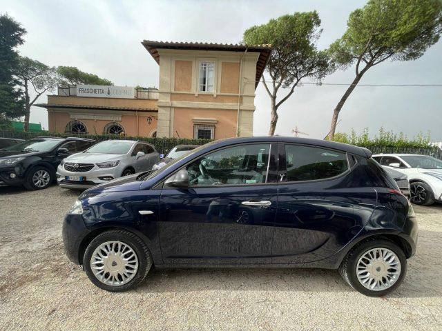 LANCIA Ypsilon 1.2 69cv OK NEOPATENTATI ..