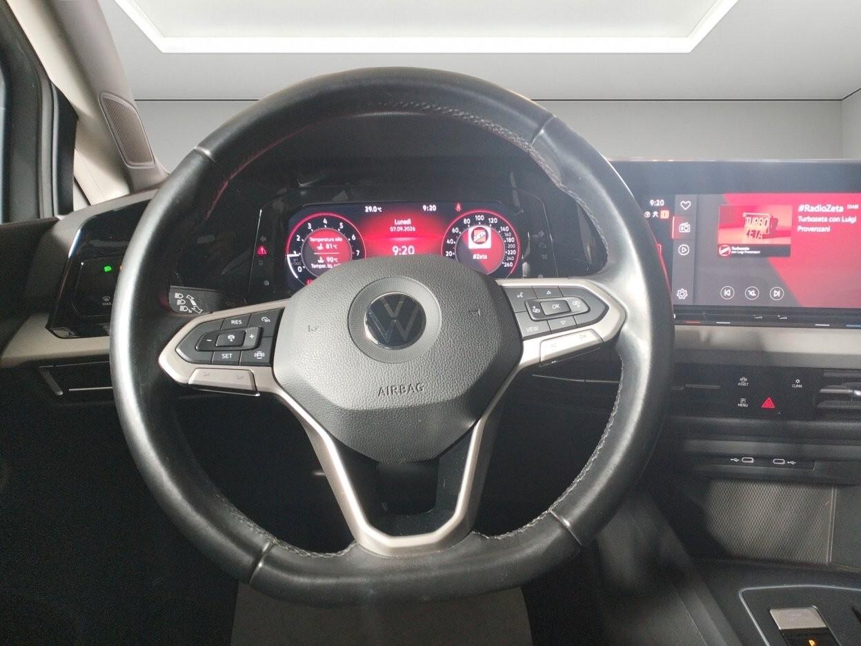 Volkswagen Golf 1.0 eTSI EVO DSG Life