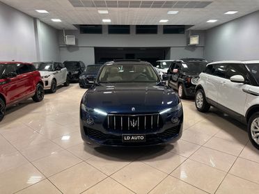Maserati Levante V6 Diesel AWD Gransport TETTO PANORAMICO