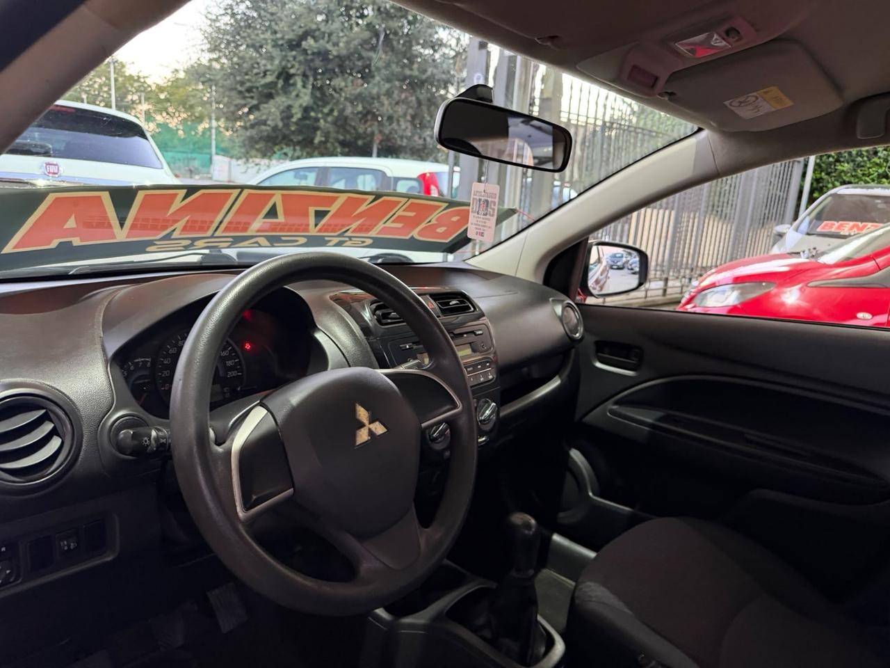 Mitsubishi Space Star 1.0 Invite
